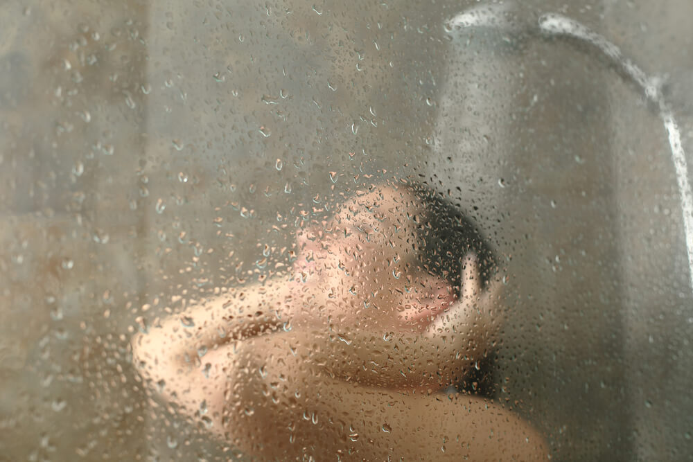 Cilt için sıcak duş